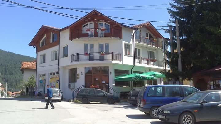 Guest House Edelweiss Govedartsi Exterior foto